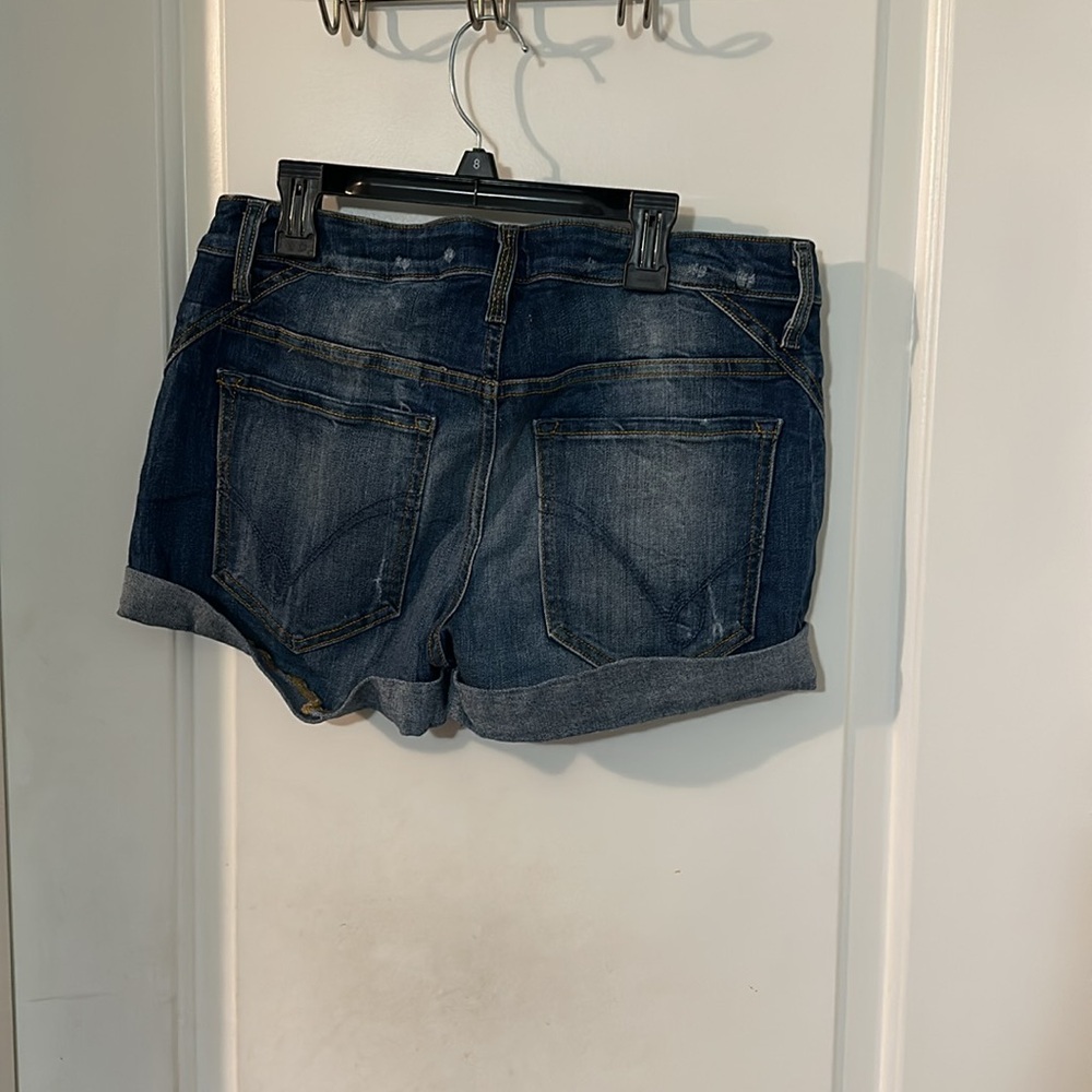 Bebe denim shorts - Picture 3 of 3